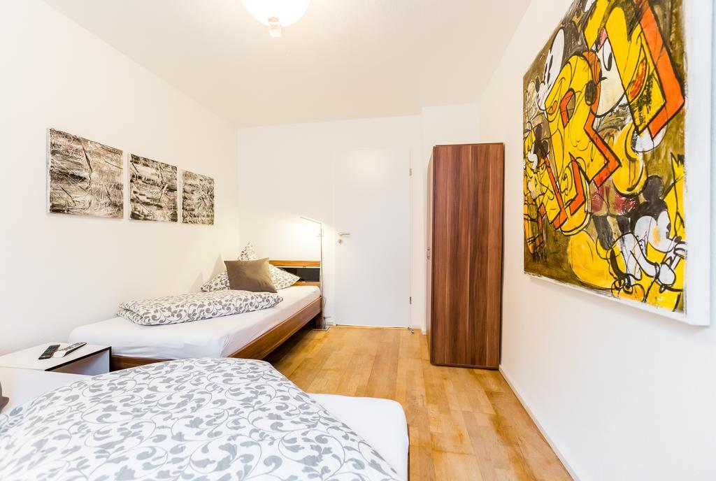Ferien Und Messewohnug Apartment Кьолн Екстериор снимка